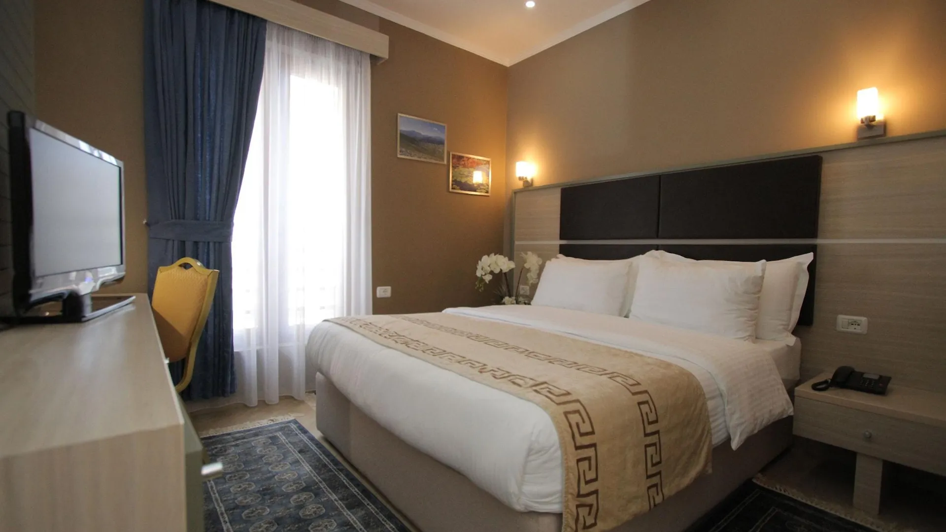 Capital Tirana Hotel Bruci Albania