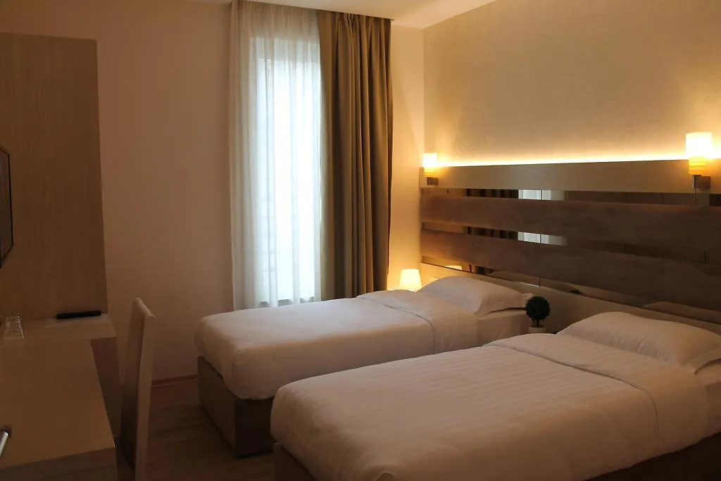 Capital Tirana Hotel Bruci 3*,  Albania